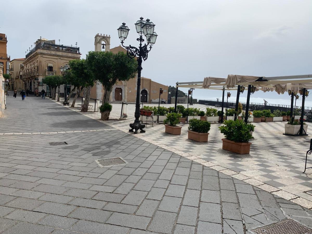 Апартаменты Panoramic Taormina Bay View Экстерьер фото